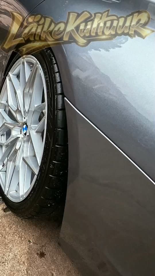 Halli BMW puhas velg ja läikiv kere